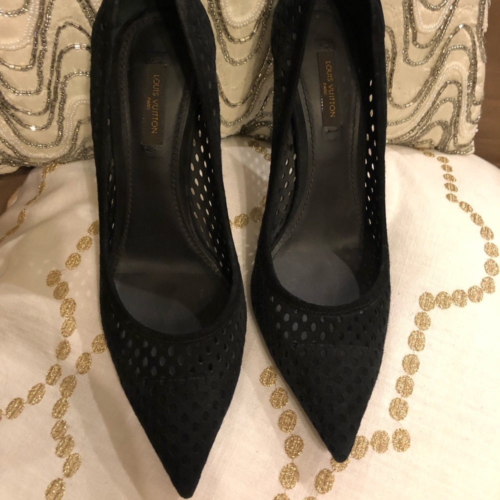 Louis Vuitton Pumps (worn twice)